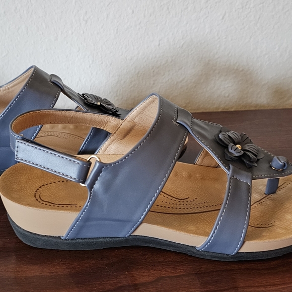 Womens orthotic arch support flip flop sandals - Picture 4 of 14